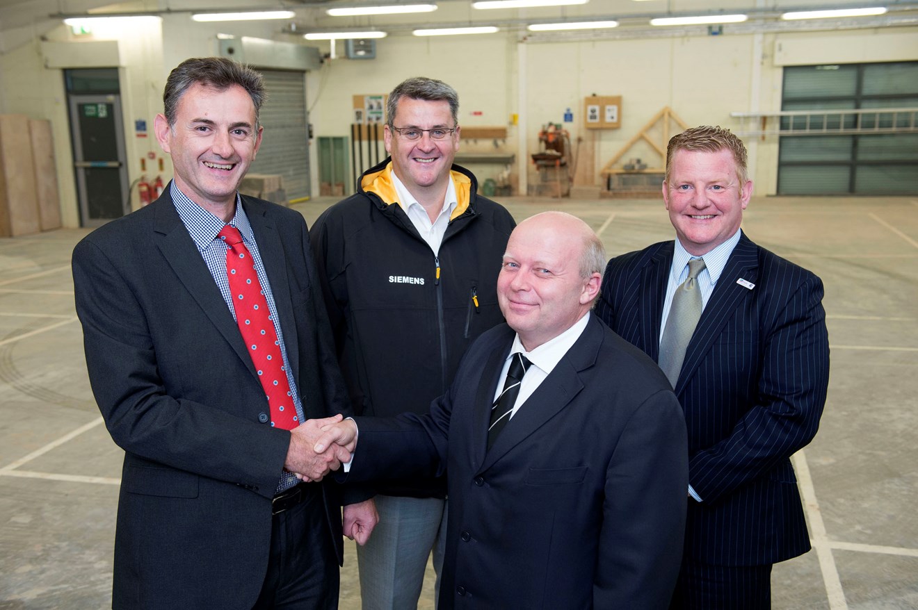 Siemens awards Hull blade factory training contract to Hull College Group: siemens-hull-college-full.jpg