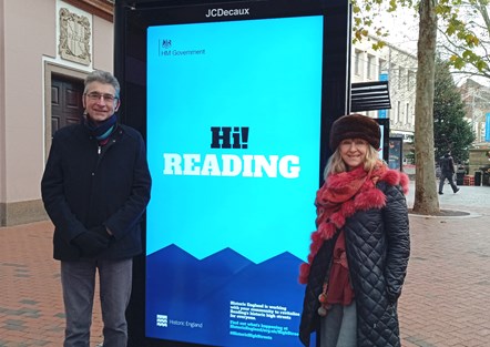 Hi! Reading - Historic England Banners with Cllr Tony Page and Cllr Karen Rowland