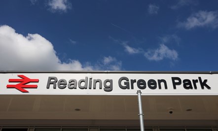 SWNS READING GREEN PARK 17