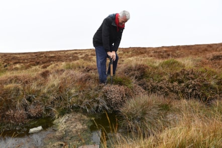 The Deputy First Minister, Huw Irranca-Davies was joined by local grazier, Jeff Gwillim and Richard Ball from Bannau Brycheiniog National Park Authority on his visit to the Black Mountains.-3