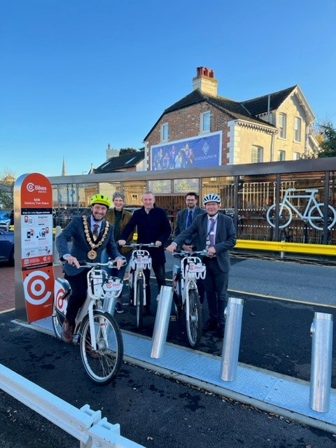 Salisbury station ‘green’ travel upgrade officially opens: Salisbury Cycle 1