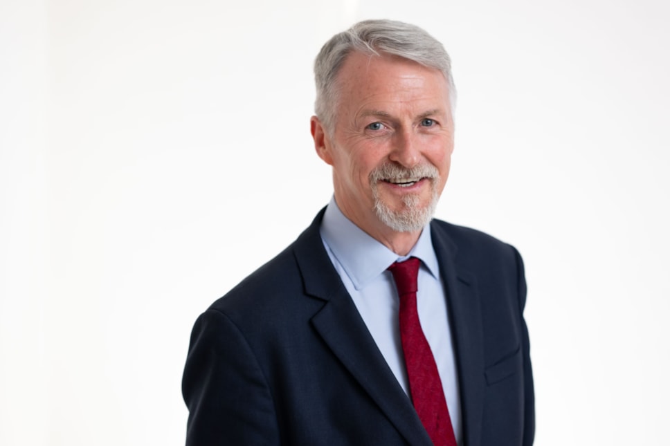 Huw I-D Head   shoulders -APPROVED#2