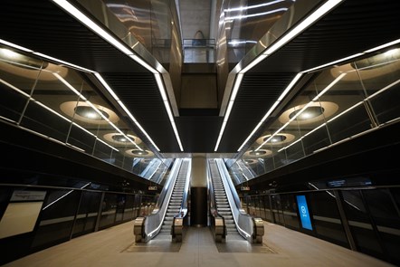 escalators inside1