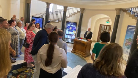 Deputy Mayor leads the silence for VJ Day 80