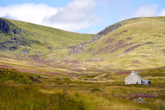 FLS hand over keys for Glen Prosen bothy to mountaineering club: Kilbo Bothy will be used by NCR Hillwalking and Climbing Club for mountaineering and walking activities in the Angus Glens and surrounding area.