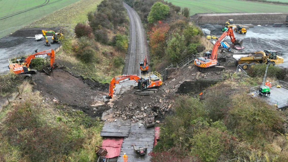 Six months of electrification work delivered in 18 days on Fife railway: Muriespot -  Fife electrification project - October 2026