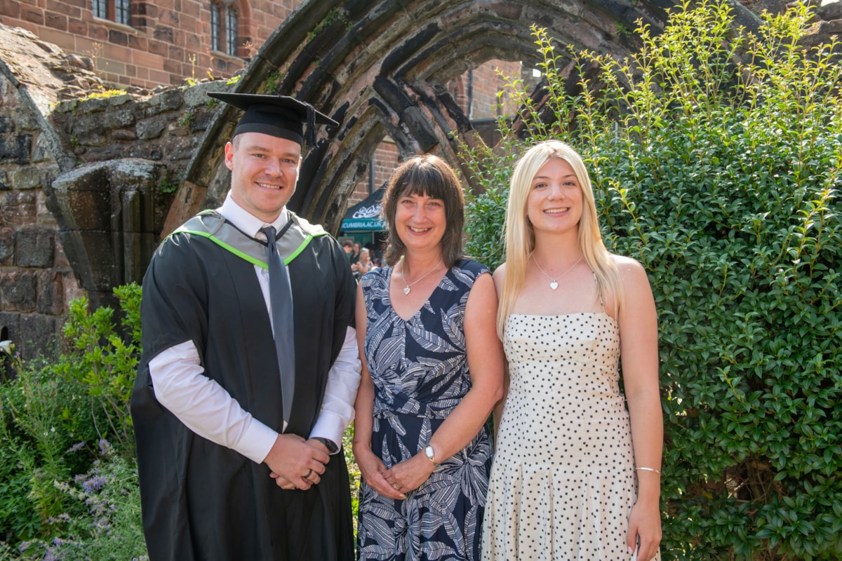 Dr Matt Capsey prize - student and Capsey family