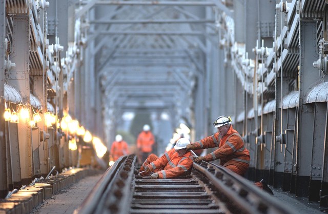 NOMINATIONS OPEN FOR FIRST EVER NETWORK RAIL PARTNERSHIP AWARDS: Track engineers