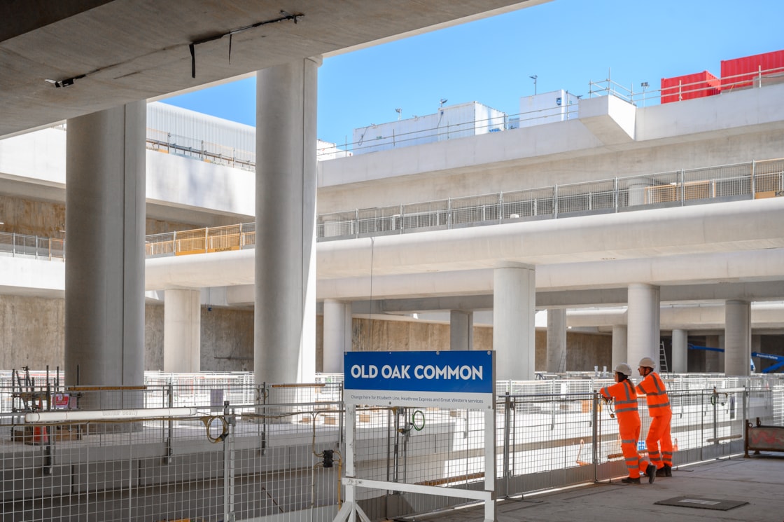 Old Oak Common high speed platforms constructed