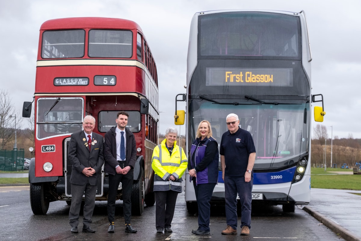 First Bus Lanarkshire 4-2