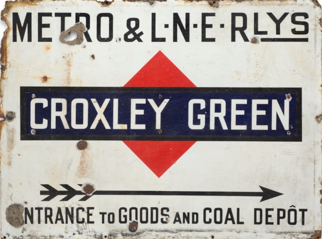 LTM Image - Croxley Green station sign 1922-1923 (c) TfL from London Transport Museum's collection