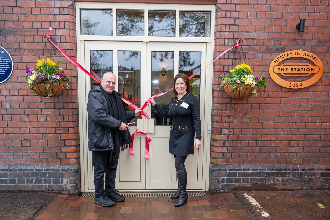 Henley in Arden opening event with Lord Peter Hendy and Angela Oakley