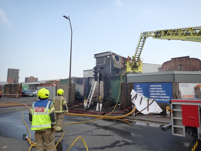 River Road Barking fire 2