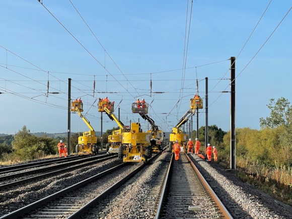 South of Bedford OLE125 start of work 01.10.23, Network Rail (1)