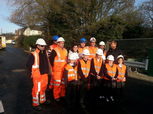 Reopening of School Hill Road bridge in Brinkworth: Members of the project team (Network Rail and Murphy) with children from Earl Danby's School in Brinkworth.