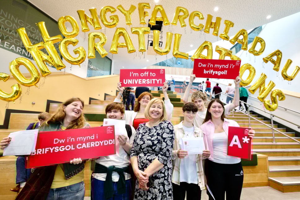Merthyr College A Level Results day 2025 Cabinet Secretary for Education Lynne Neagle and students