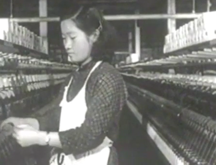 Song of the Female Textile Workers: By the end of the 1940s, there were 4,550 textile factories in Shanghai and the majority were staffed with female migrant workers from neighbouring Zhejiang province.