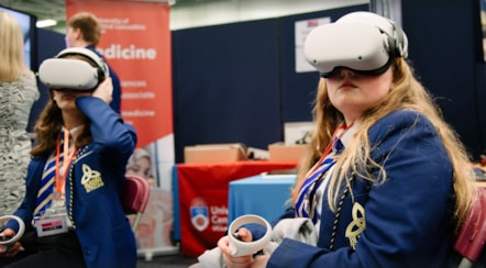 Students use virtual reality to experience a clinical interactive demo at the 2024 TeenTech Lancashire Festival.-2