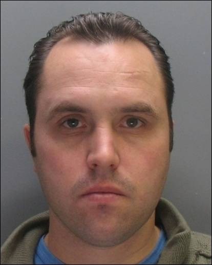 BUNGLING THIEF CAUGHT ON CAMERA STEALING COPPER CABLE WITH COUSIN: Terry Price