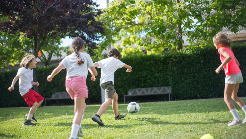 Children - football-2