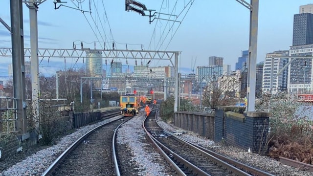 Passengers between Birmingham and London reminded to ‘check before you travel’ this bank holiday weekend: Birmingham track improvement work