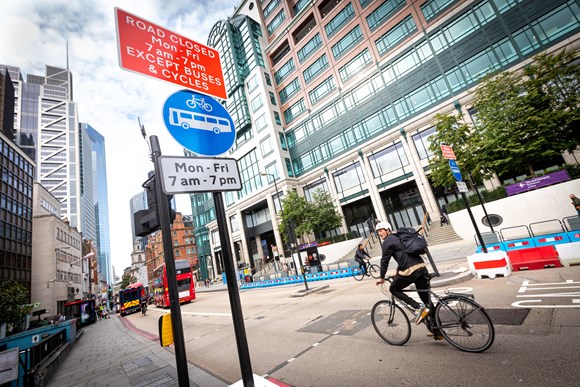 Important walking, cycling and public transport improvements at Bishopsgate to be made permanent: Cyclist at Bishopsgate