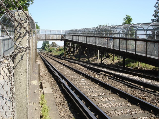 FOOTBRIDGE REPLACEMENT IN CHICHESTER: Stirling Road Footbridge, Chichester