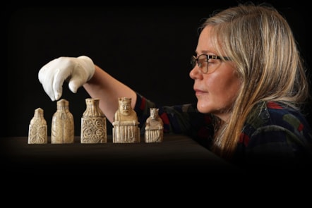 Dr Alice Blackwell with some of the Lewis chess pieces. Copyright Stewart Attwood (10)