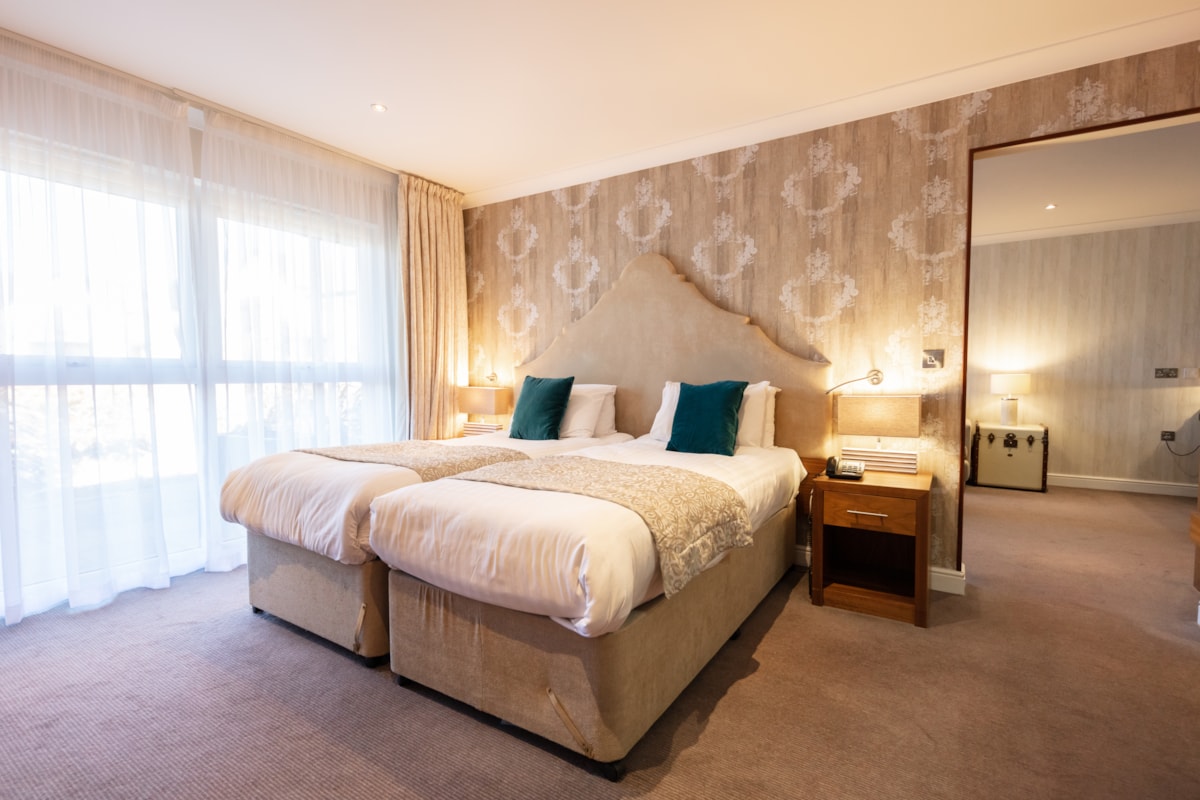 Alvaston Hall Bedroom Royale Suite Fairways