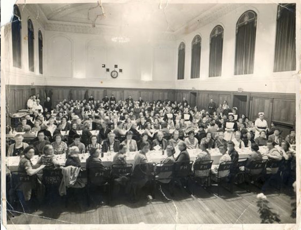 dininghallbreakfastin1938consistedofabowlofporridgeasliceofbreadaninchthickandasliceofspamcrditaccessallareas.jpg