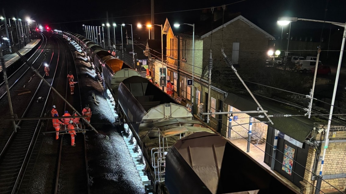 Strong progress as East Coast Main Line engineering programme reaches halfway point: Track renewal at Sandy