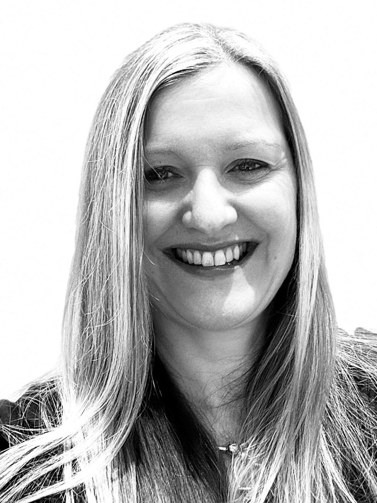 Headshot Helen Martin