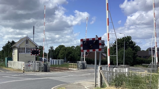 Brigg level crossing, Network Rail: Brigg level crossing, Network Rail