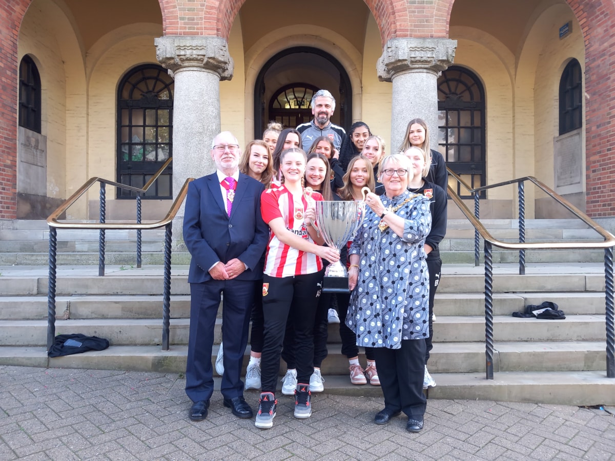 Mayor of Dudley meets Stourbridge FC Women Under-16s after cup triumph