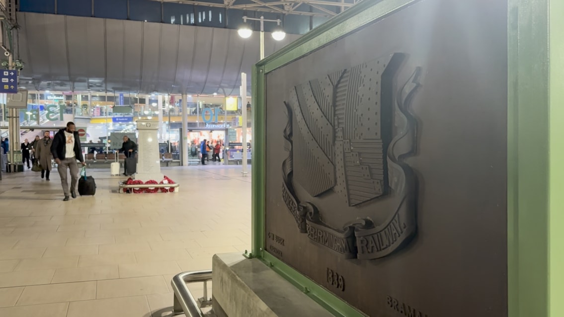 ReverseOfPlaqueandWarMemorial