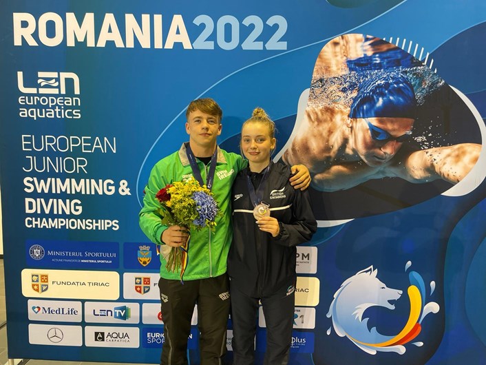 Jake Passman (Left) Chloe Johnson (Right) after winning Bronze at the European Junior Diving Championships 2022