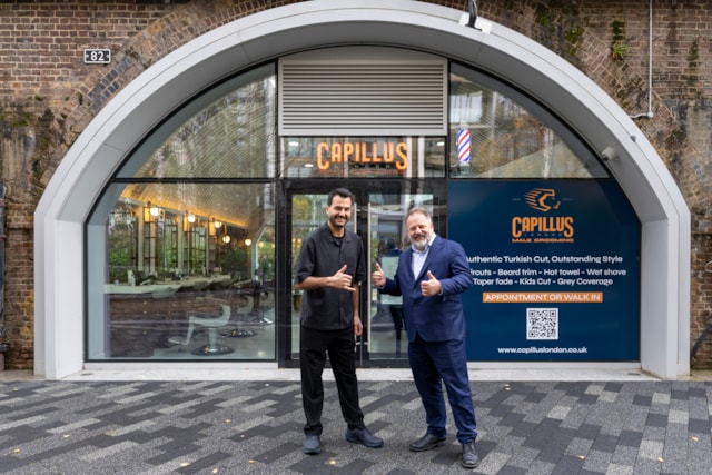 TfL Image -Howard Dawber visiting Wood Lane arches