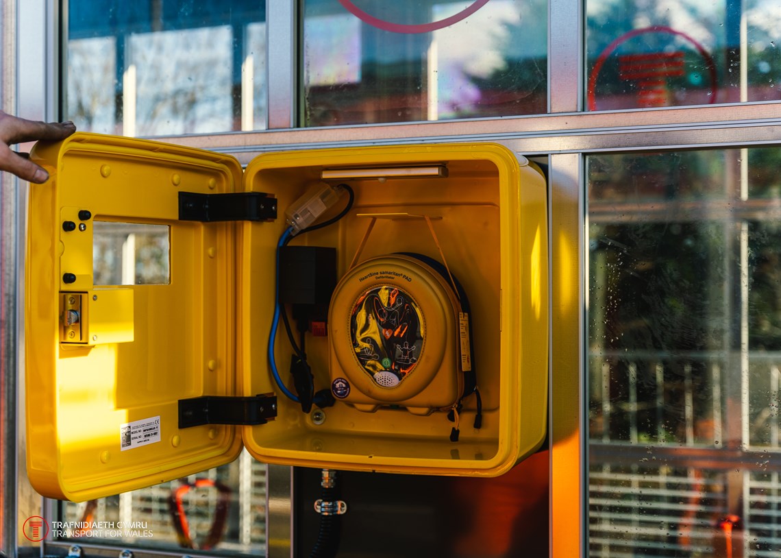 Defib install-15