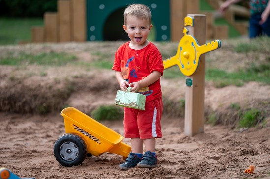 IN PICTURES: HS2 helps build brand new play park in Lichfield: The Streethay Play Park has been revitalised with modern equipment to cater to a wide range of age groups