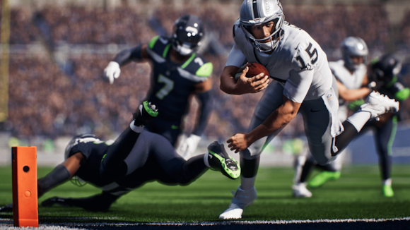 EA SPORTS™ Madden NFL 27 03