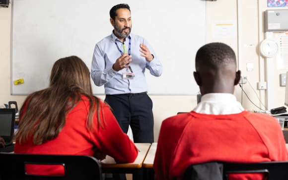 Hertfordshire secondary school applications for September 2026 now open: Maths lesson at the Priory School