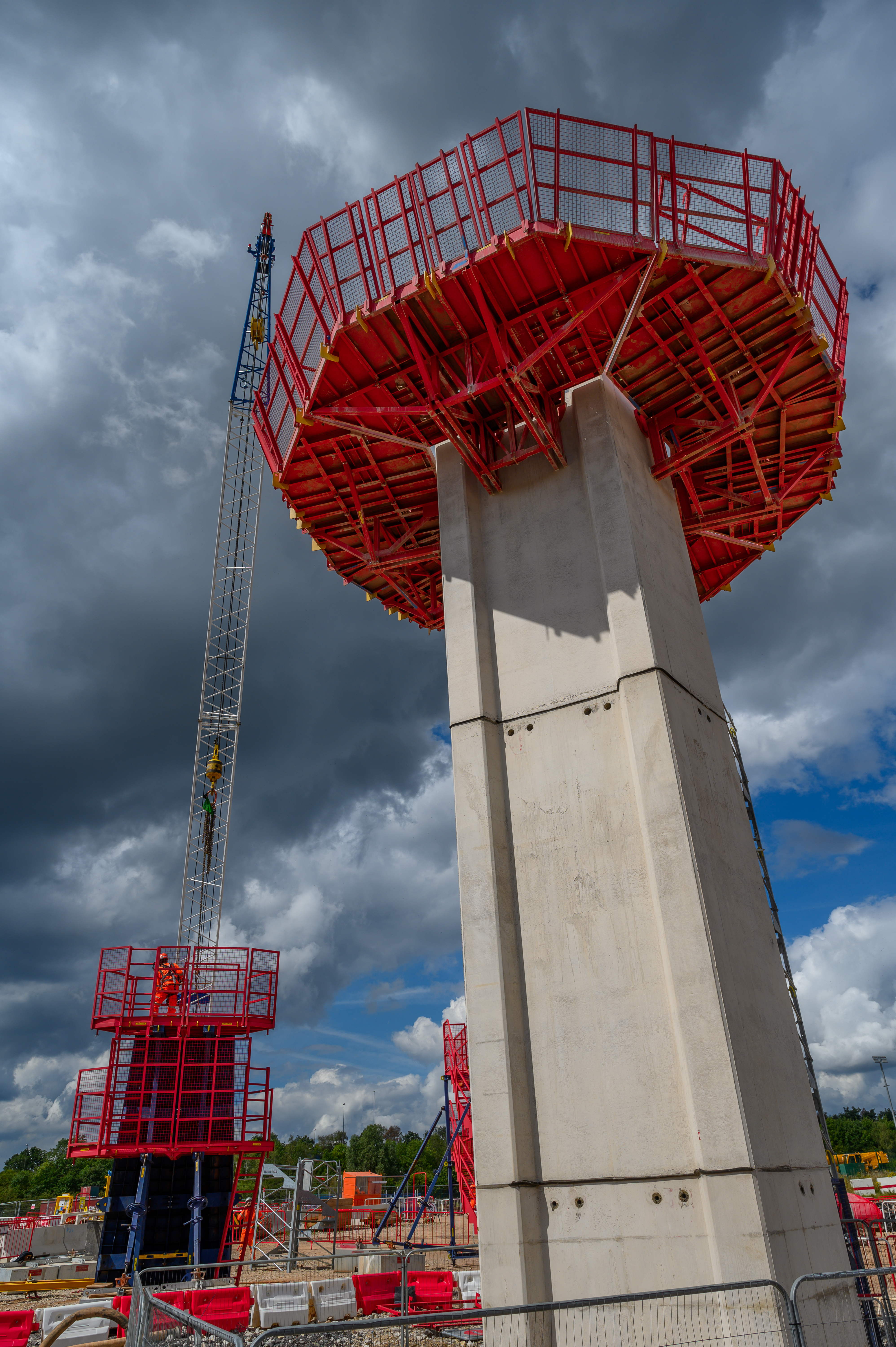 First 18 Metre Pier Of HS2's Water Orton Viaducts