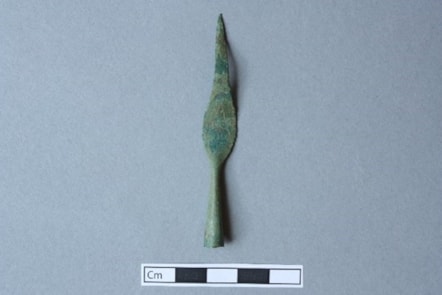 A miniature spearhead votive