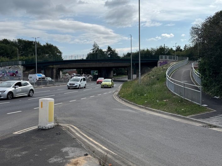 Completed Wellington Road footbridge 1: Completed Wellington Road footbridge 1
