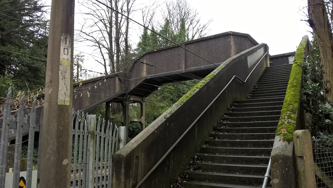 Hesketh Arms footbridge Cheadle Hulme