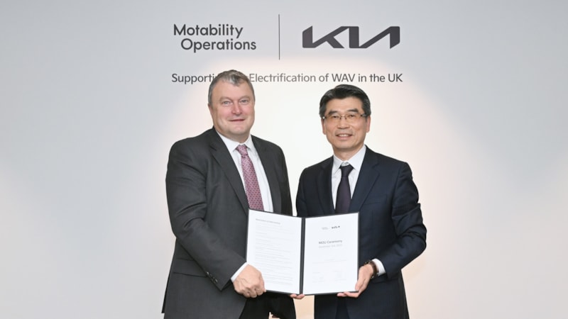 Motability Operations and Kia MoU Ceremony 1: Motability Operations and Kia MoU Ceremony 1