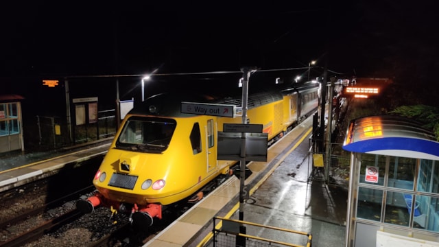 Classic ‘High Speed Train’ in main line digital signalling run: Class 43 testing 2 cropped