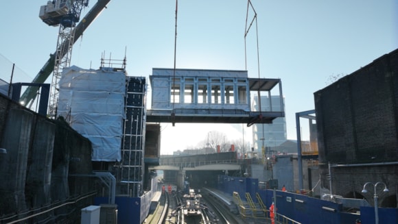 Major improvements to improve accessibility at Surrey Quays station on track to be delivered in summer 2026 as planned: New Footbridge lowered into Surrey Quays station 2
