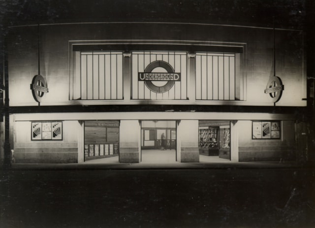 Topical Press image of South Wimbledon at night, 1926 ©TfL from the London Transport Museum collection