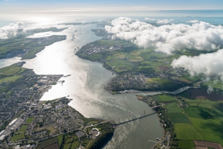 Milford Haven waterway - Dyfrffordd Aberdaugleddau